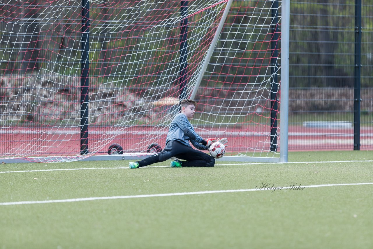 Bild 98 - mCJ Walddoerfer 2 - Farmsen 2 : Ergebnis: 3:1